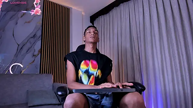 JulienSaint online show from 03-12-26, 11:16