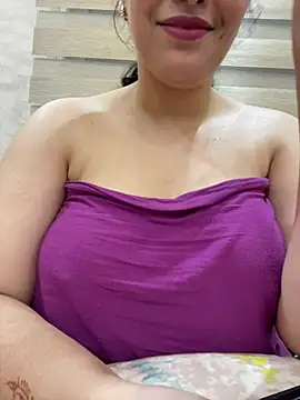 Snapshot of Bold-arabic-vibes chatting on 02-12-26, 06:36 Bold-arabic-vibes online show from 02-12-26, 06:36