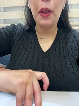 Snapshot of Bold-arabic-vibes chatting on 02-16-26, 11:23 Bold-arabic-vibes online show from 02-16-26, 11:23