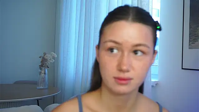Snapshot of vvillywonka chatting on 07-15-26, 01:55 vvillywonka online show from 07-15-26, 01:55