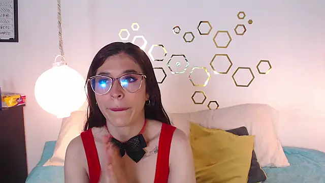 Snapshot of Provincute chatting on 10-14-25, 02:34 Provincute online show from 10-14-25, 02:34