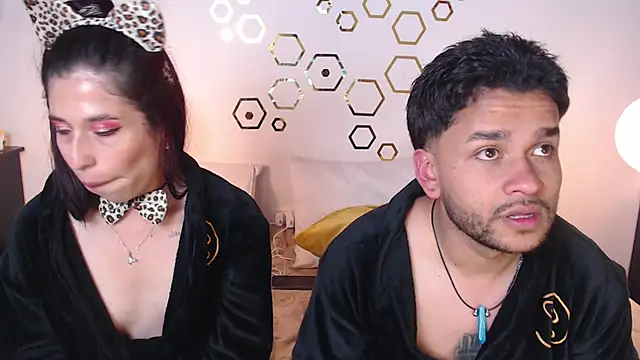 Snapshot of Provincute chatting on 11-10-25, 02:54 Provincute online show from 11-10-25, 02:54