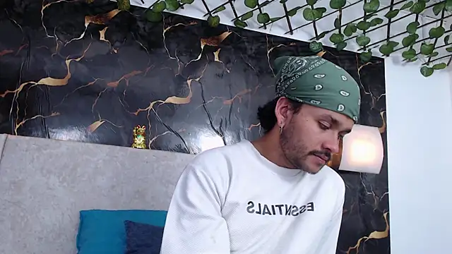 Snapshot of Provincute chatting on 02-21-26, 03:07 Provincute online show from 02-21-26, 03:07