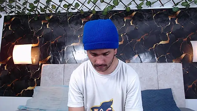 Snapshot of Provincute chatting on 02-23-26, 03:04 Provincute online show from 02-23-26, 03:04