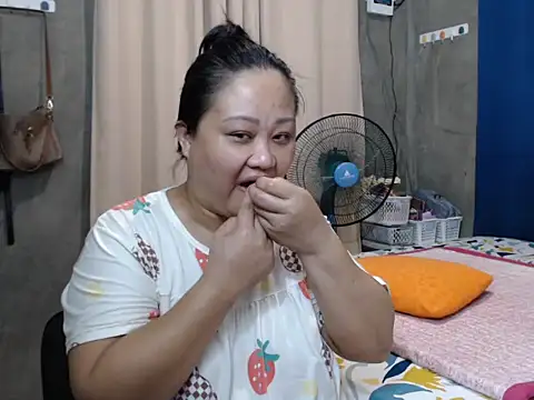 jengrey online show from 10-20-25, 12:11