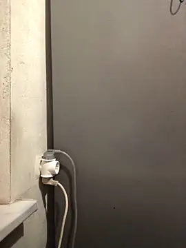 Snapshot of CutieMarine chatting on 11-16-25, 08:36 CutieMarine online show from 11-16-25, 08:36