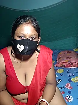 Snapshot of Hotty-rosni chatting on 09-12-25, 11:04 Hotty-rosni online show from 09-12-25, 11:04