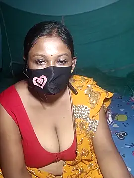 Snapshot of Hotty-rosni chatting on 09-25-25, 10:57 Hotty-rosni online show from 09-25-25, 10:57