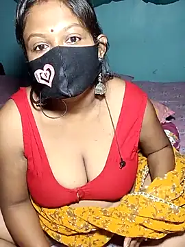 Snapshot of Hotty-rosni chatting on 10-05-25, 11:46 Hotty-rosni online show from 10-05-25, 11:46