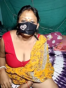 Snapshot of Hotty-rosni chatting on 10-27-25, 10:58 Hotty-rosni online show from 10-27-25, 10:58