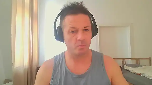 Snapshot of SwimAround2025 chatting on 07-27-26, 12:56 SwimAround2025 online show from 07-27-26, 12:56