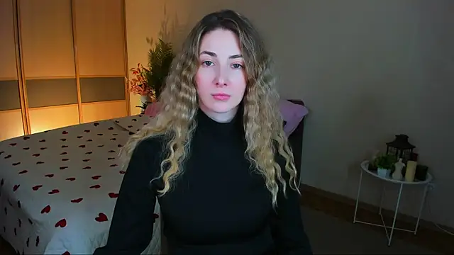 Snapshot of SensitiveSooul chatting on 05-12-26, 01:30 SensitiveSooul online show from 05-12-26, 01:30