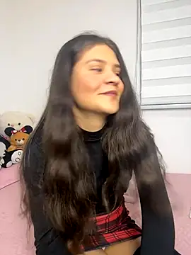 Snapshot of Emilyybennet_ chatting on 09-19-25, 02:46 Emilyybennet  online show from 09-19-25, 02:46
