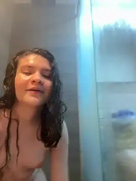 Emilyybennet  online show from 02-12-26, 04:07