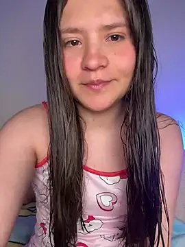 Snapshot of Emilyybennet_ chatting on 07-20-26, 04:16 Emilyybennet online show from 07-20-26, 04:16
