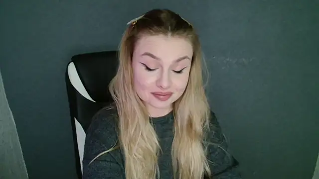 AngelicaHollywood online show from 11-15-25, 07:43