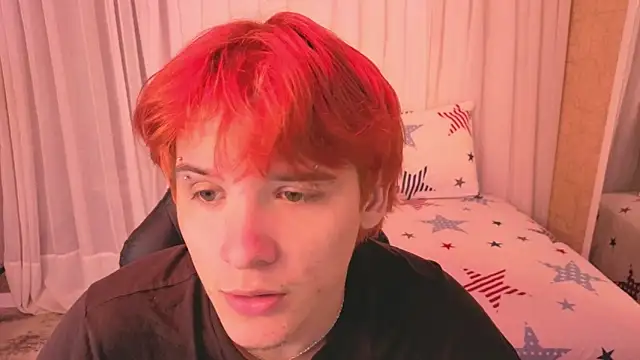 Snapshot of oliver_big19 chatting on 09-24-25, 11:35 oliver big19 online show from 09-24-25, 11:35