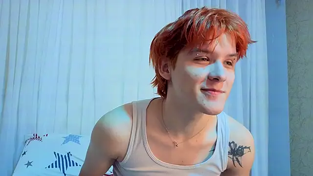 Snapshot of oliver_big19 chatting on 09-27-25, 11:48 oliver big19 online show from 09-27-25, 11:48