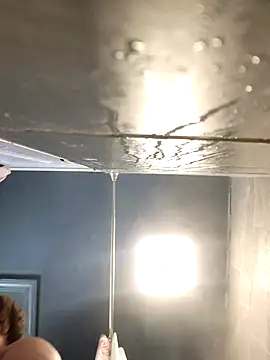 chocolate bella online show from 09-15-25, 02:06