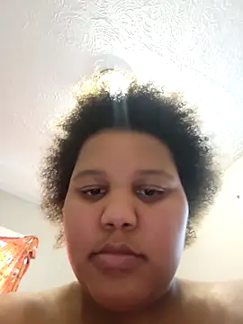 chocolate bella online show from 10-17-25, 06:32