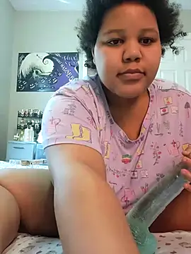 chocolate bella online show from 04-08-26, 03:12