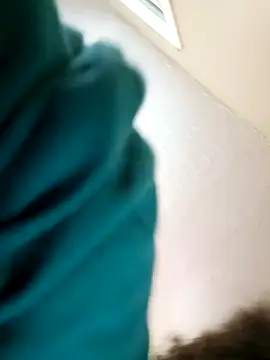 chocolate bella online show from 04-21-26, 02:34