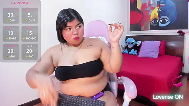 Lia Arellano online show from 10-06-25, 07:11