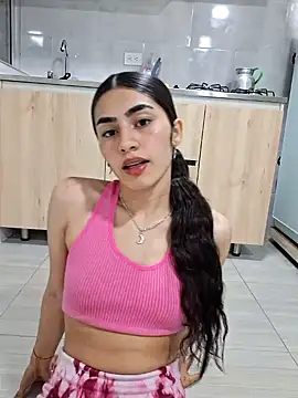 Snapshot of 0Bonni1 chatting on 09-18-25, 02:35 0Bonni1 online show from 09-18-25, 02:35