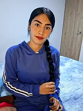 Snapshot of 0Bonni1 chatting on 10-22-25, 01:39 0Bonni1 online show from 10-22-25, 01:39