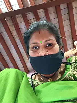 Love-pari077 online show from 02-18-26, 05:58