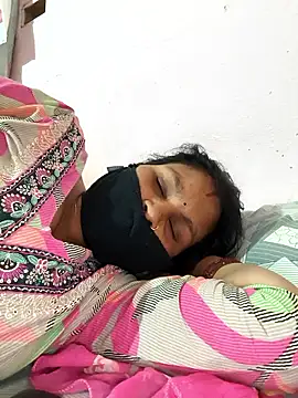 Love-pari077 online show from 04-11-26, 07:56