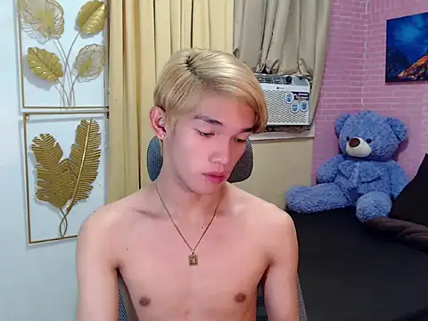 fuckerfriendsxx online show from 04-21-26, 12:00