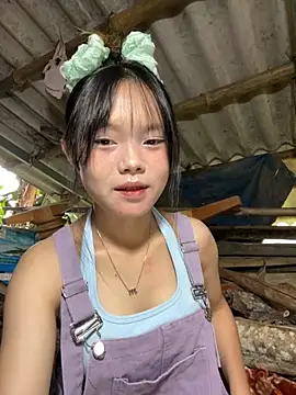 AdamLazis online show from 10-04-25, 01:25