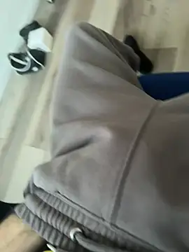 Frankieyyy1 online show from 03-22-26, 06:06