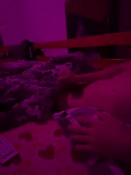 Snapshot of Bony69527g chatting on 03-16-26, 02:39 Bony69527g online show from 03-16-26, 02:39