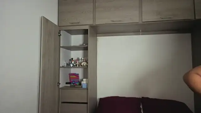 Candela    online show from 03-25-26, 01:33