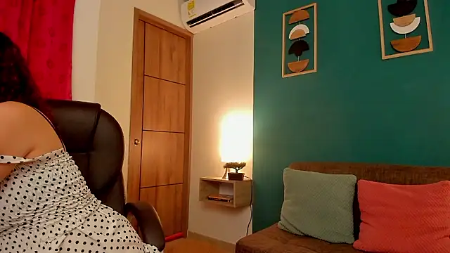 Snapshot of Mely_Ellis chatting on 01-18-26, 11:41 Mely Ellis online show from 01-18-26, 11:41