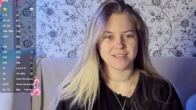 AngelAnty online show from 12-18-25, 02:01