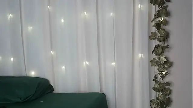 angelainparis28 online show from 10-02-25, 05:36