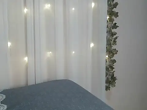 angelainparis28 online show from 11-15-25, 05:05