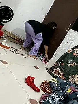 hiddennisha online show from 10-18-25, 01:56