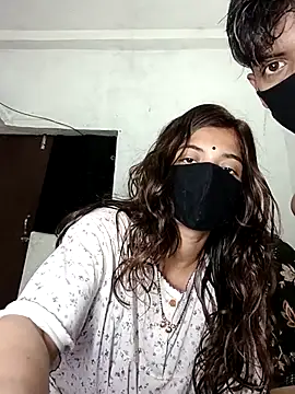 hiddennisha online show from 10-25-25, 08:00