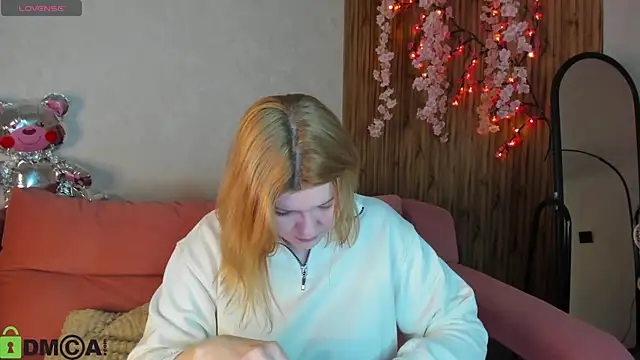 Michele Greenn online show from 03-28-26, 01:05