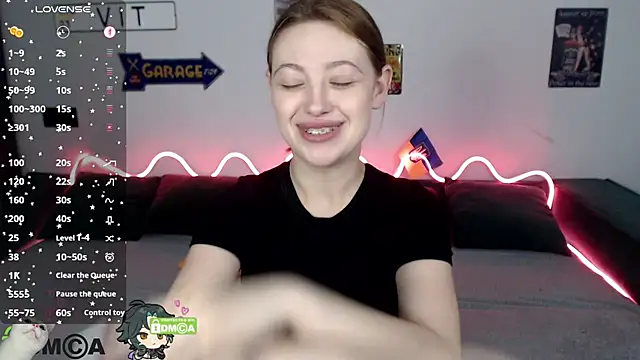 Snapshot of AmourLily chatting on 06-24-26, 11:53 AmourLily online show from 06-24-26, 11:53