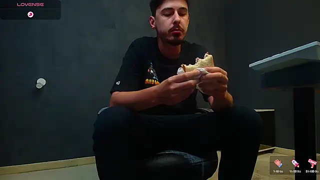 EnzoRace online show from 09-25-25, 05:11