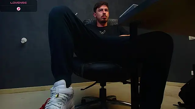 EnzoRace online show from 10-11-25, 05:17