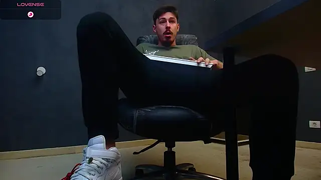 EnzoRace online show from 10-13-25, 05:29