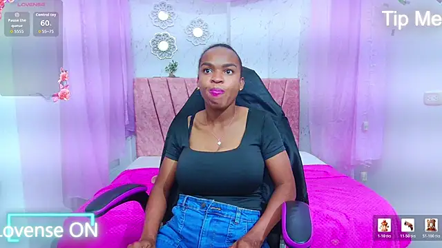 mia  thomson  online show from 04-06-26, 02:42