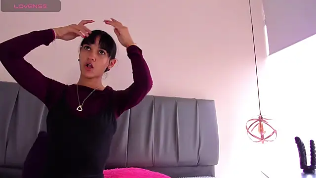 iisabella noa online show from 03-17-26, 12:19