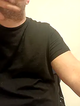 giova17cm online show from 04-07-26, 08:09